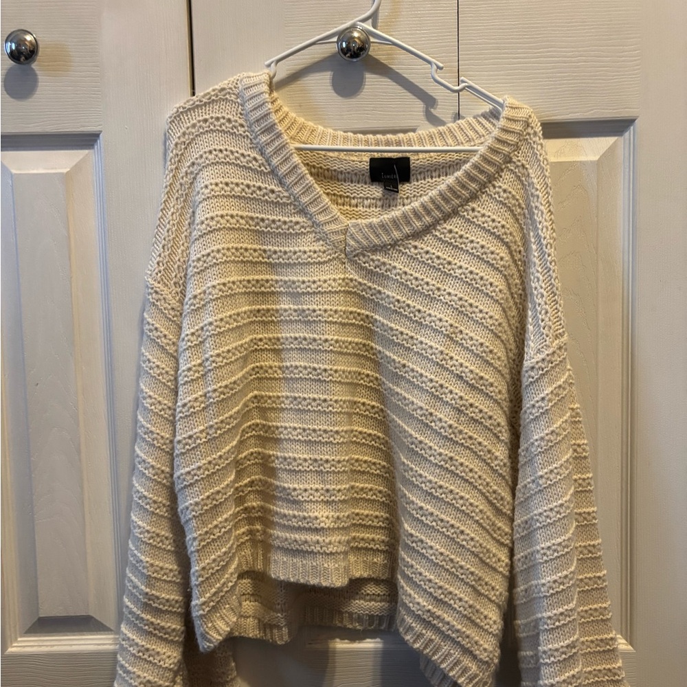 Lumiere Cream Textured Knit Sweater